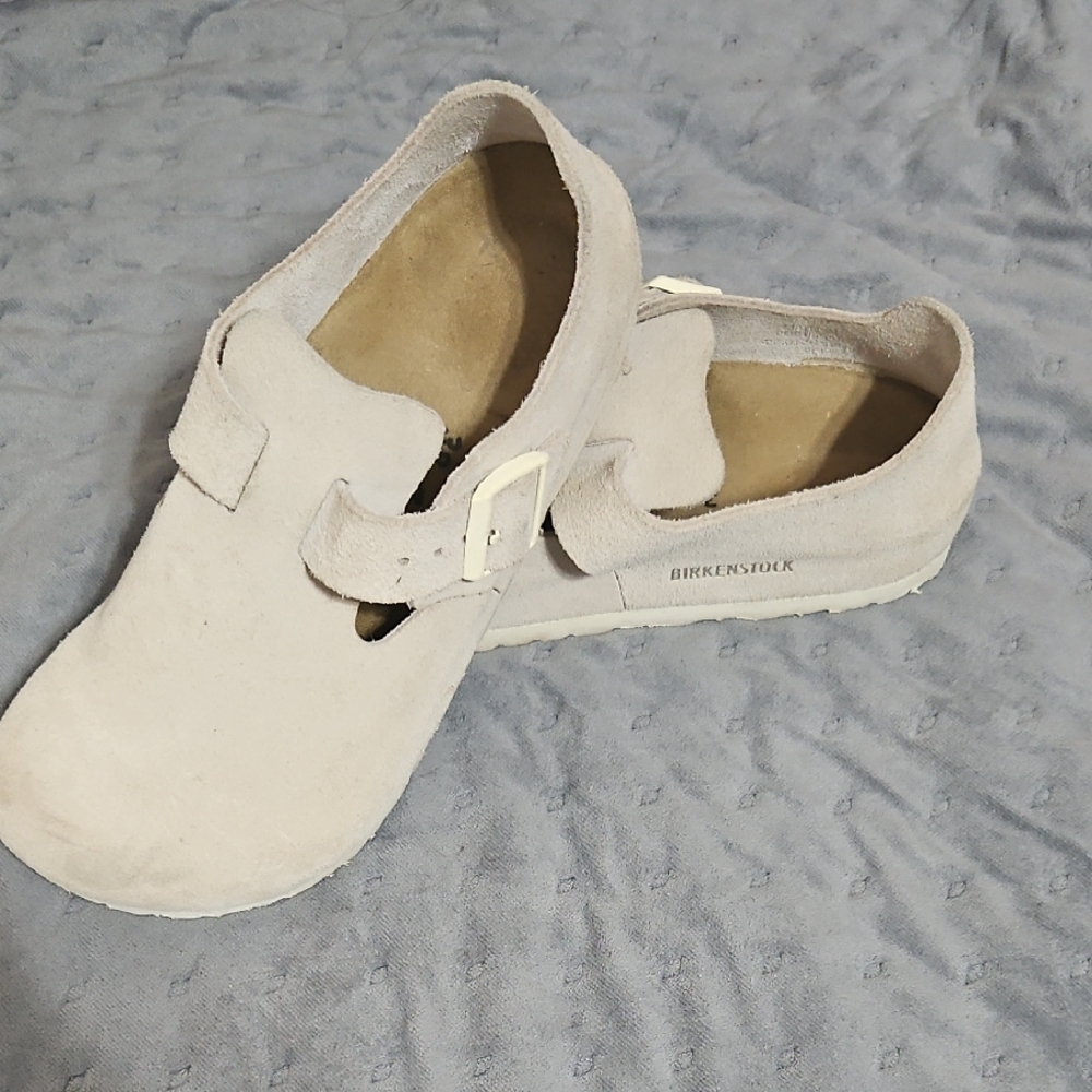 Birkenstock Women's Cream Mules